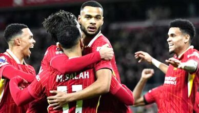 Newcastle United vs Liverpool 02:30 05/12 Ngoại Hạng Anh | Nhận định, Dự đoán