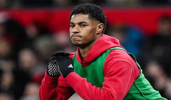 Marcus Rashford từ chối Tottenham, chờ đợi Barcelona