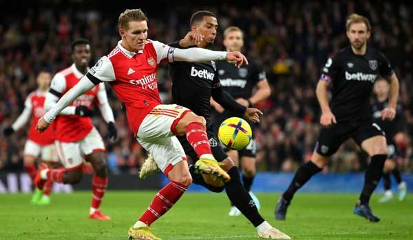 Arsenal vs West Ham United 22:00 22/02 Ngoại Hạng Anh