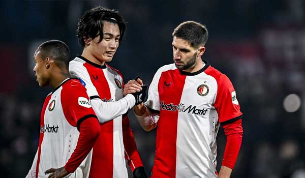 Feyenoord Rotterdam vs AC Milan 03:00 13/02 Champions League