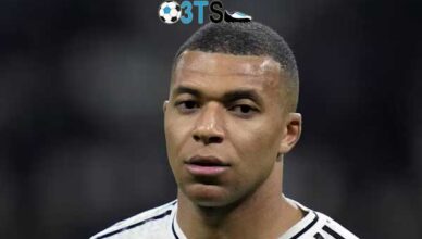 "Bom tấn" Kylian Mbappe dính chấn thương kinh hoàng ở mắt cá