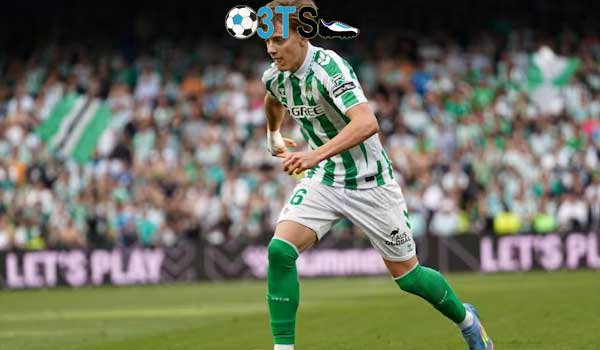 Bài toán hóc búa cho Amorim