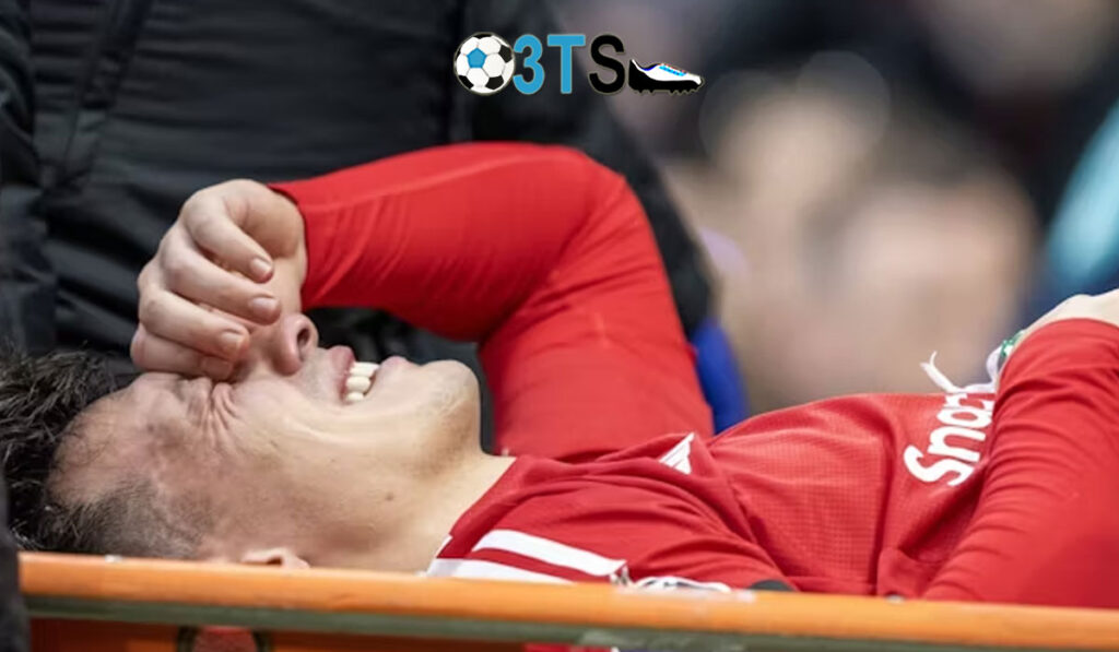 Tin không vui: Man United khuyết 5 vị trí chủ chốt trước giờ G!